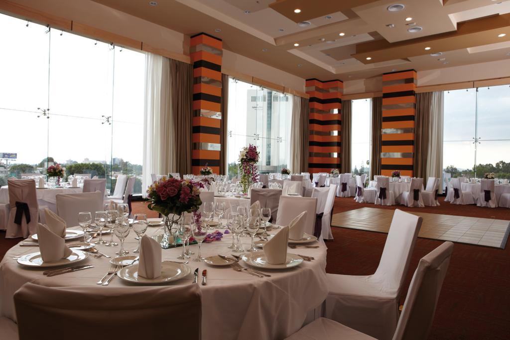 Riu Plaza Guadalajara Hotel Eksteriør billede