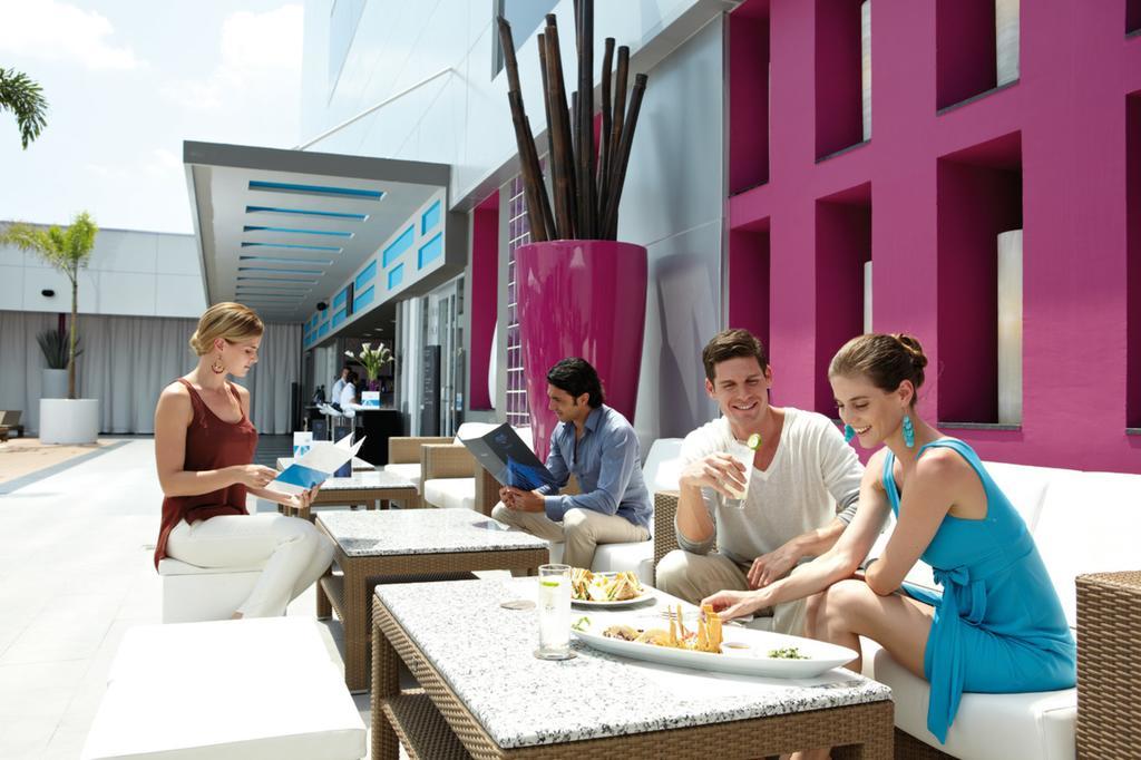 Riu Plaza Guadalajara Hotel Eksteriør billede